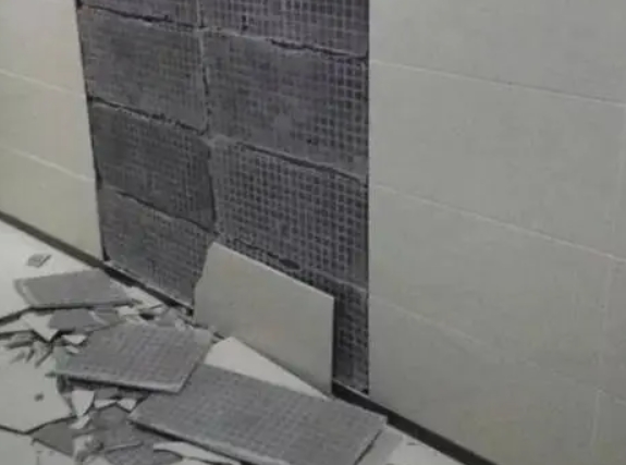 方城瓷砖空鼓维修公司分享下方城墙砖松动维修的知识